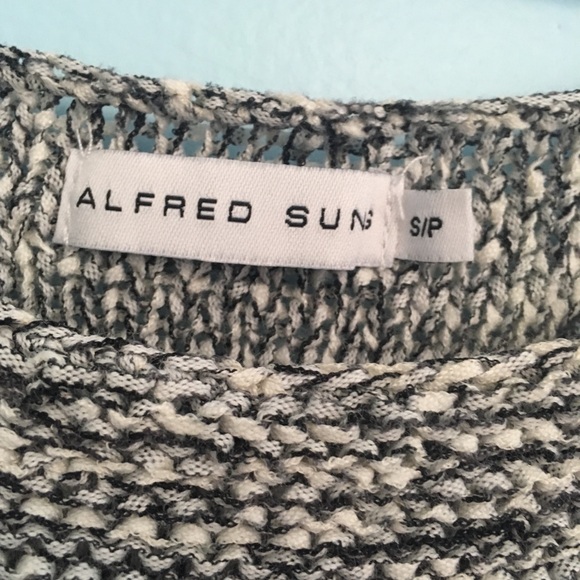 Knit Top - Picture 2 of 2